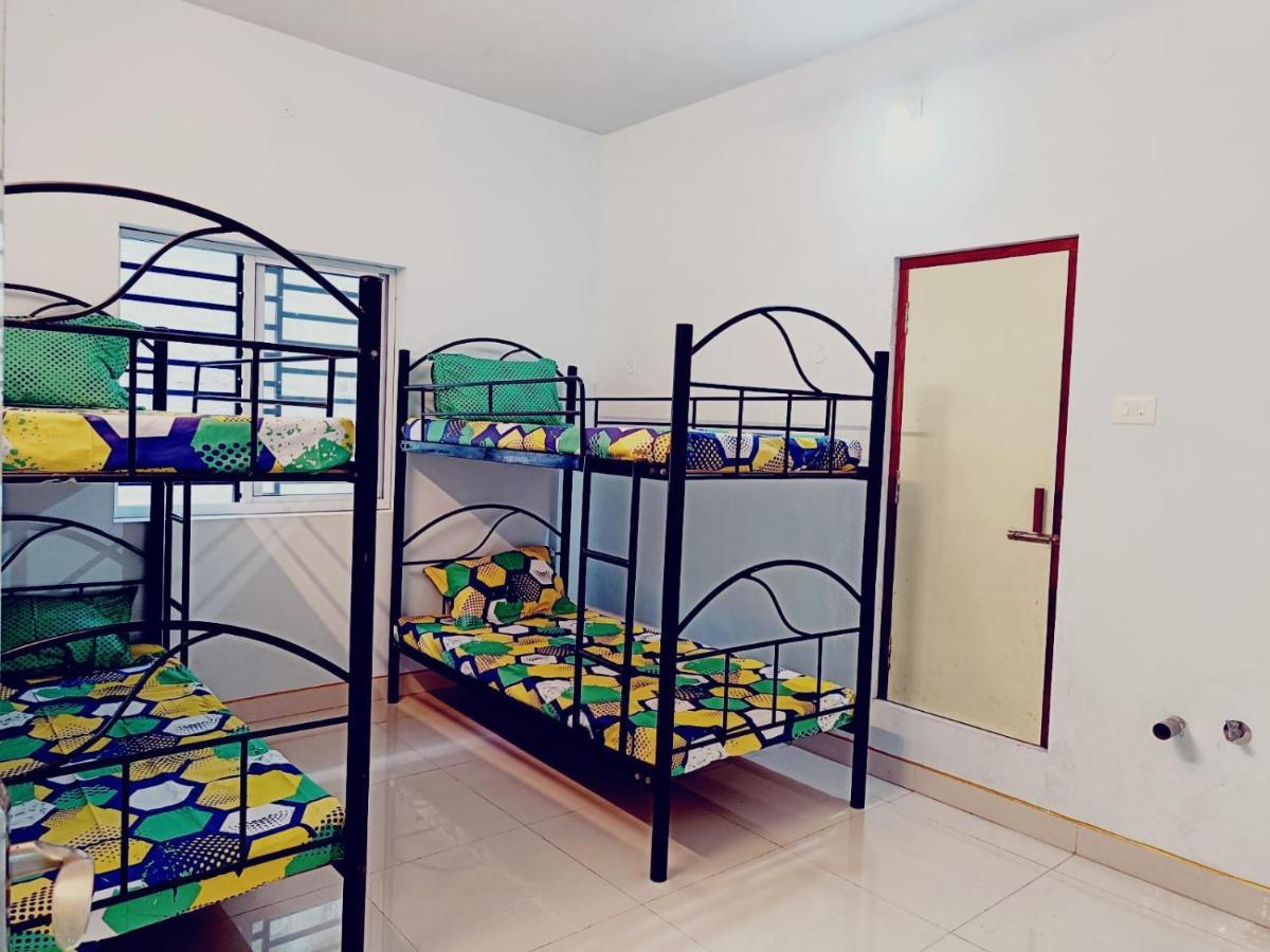 أورفيلا Funk Monk Hostel المظهر الخارجي الصورة